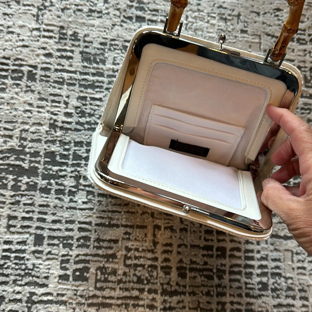 Vintage purse with bamboo handle in excellent Condition - Picture 4 of 8